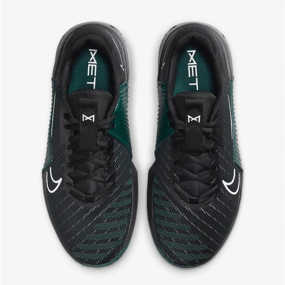 Nike Men's Black and Green Metcon 9 shoes